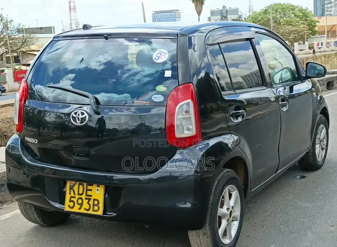 Toyota Passo 2014 Black