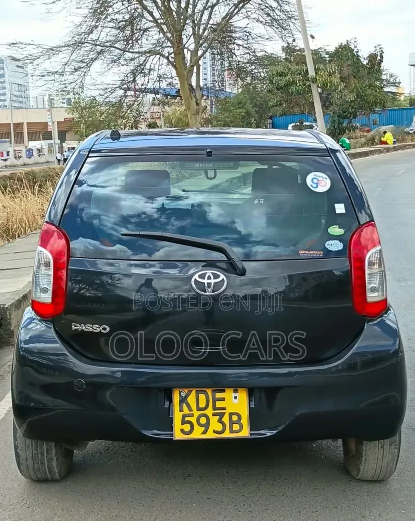 Toyota Passo 2014 Black