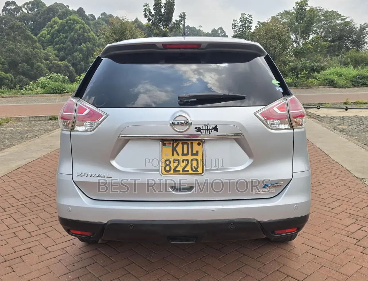 Nissan X-Trail 2.0 Hybrid FWD 2016 Silver
