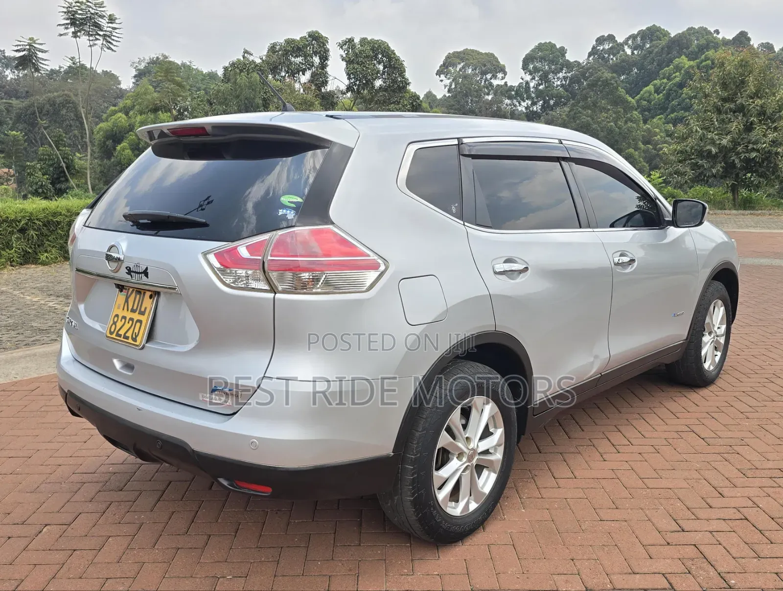 Nissan X-Trail 2.0 Hybrid FWD 2016 Silver