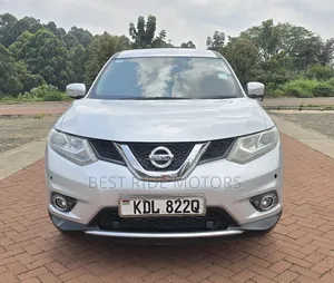 Nissan X-Trail 2016 Silver