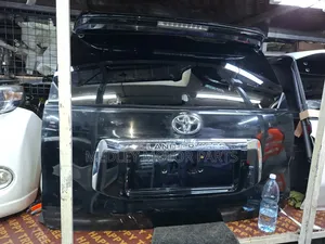 LandCruiser Prado J150 Boot