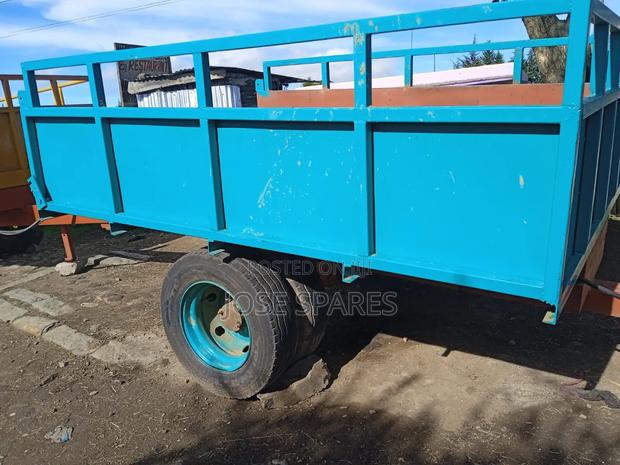 Trailer Ten Tons - main view