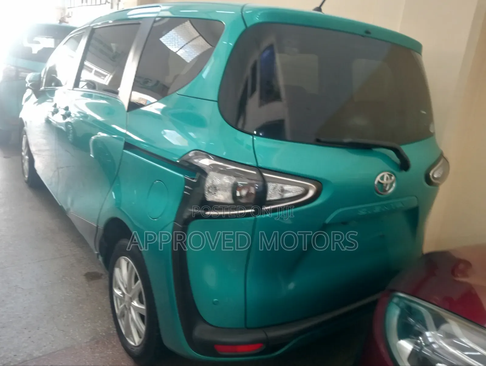 Toyota Sienta 2019 Green