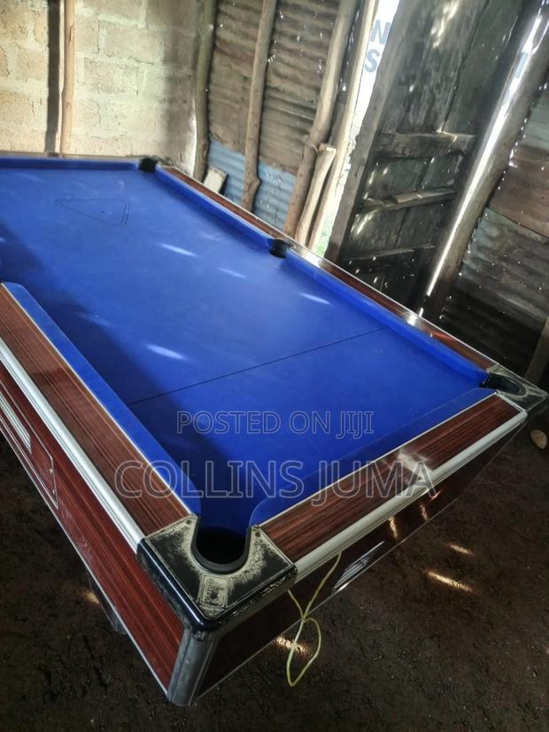 Pool Table - thumbnail 2