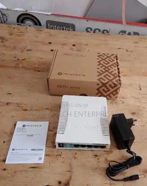 MikroTik RB951 Wireless Networking Device – Business Ready