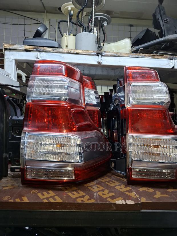 Prado J150 Taillights - thumbnail 2