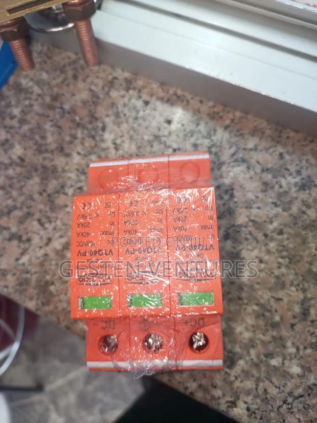 1000v 3-Pole DC Surge Protective Device - main view