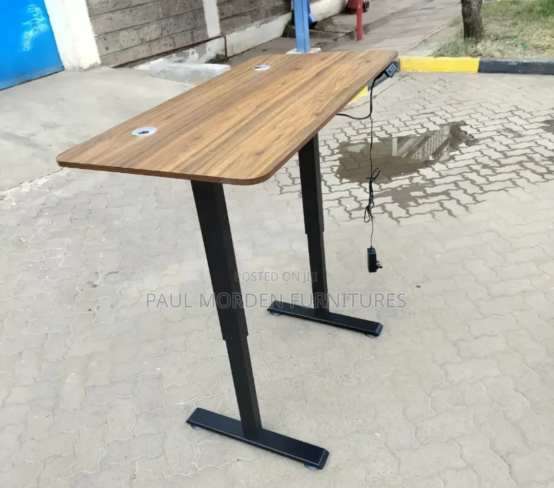 Electric Adjustable Table 1.2m