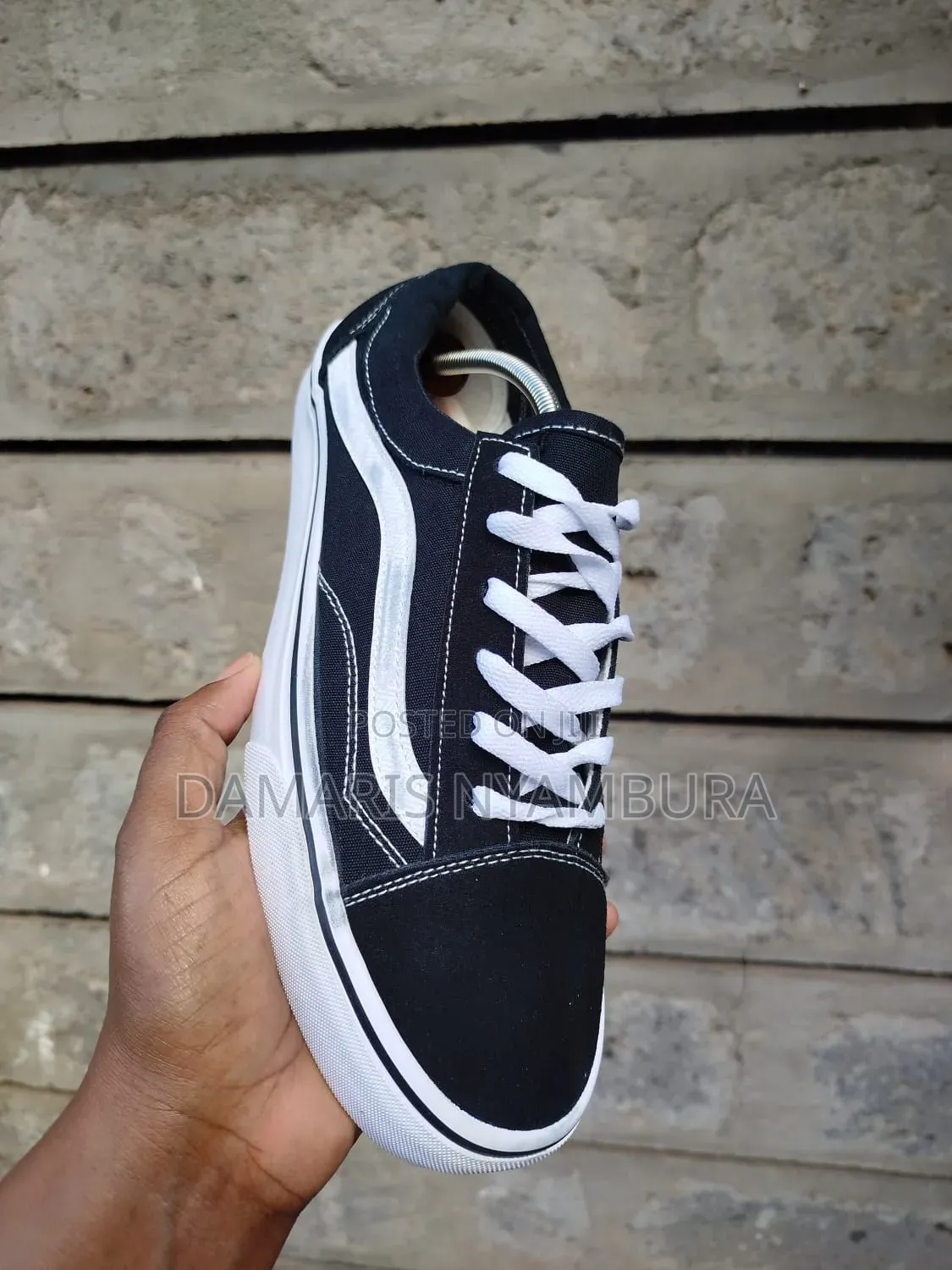 Unisex Canvas Shoe