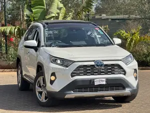 Toyota RAV4 2019 White