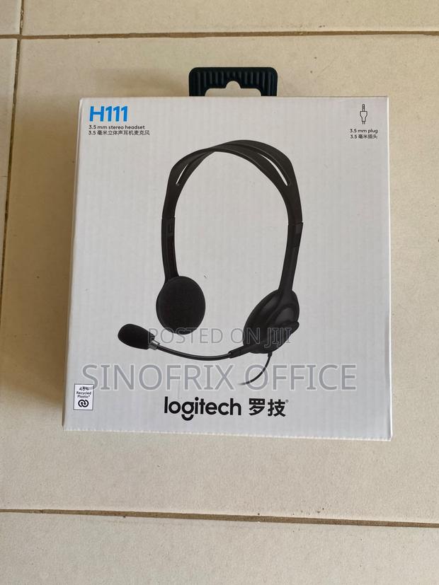 Headphones With Noise Cancellation