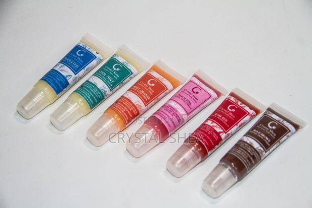 Shea Lipgloss - main view