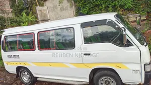 Nissan Caravan (Urvan) 2007 White