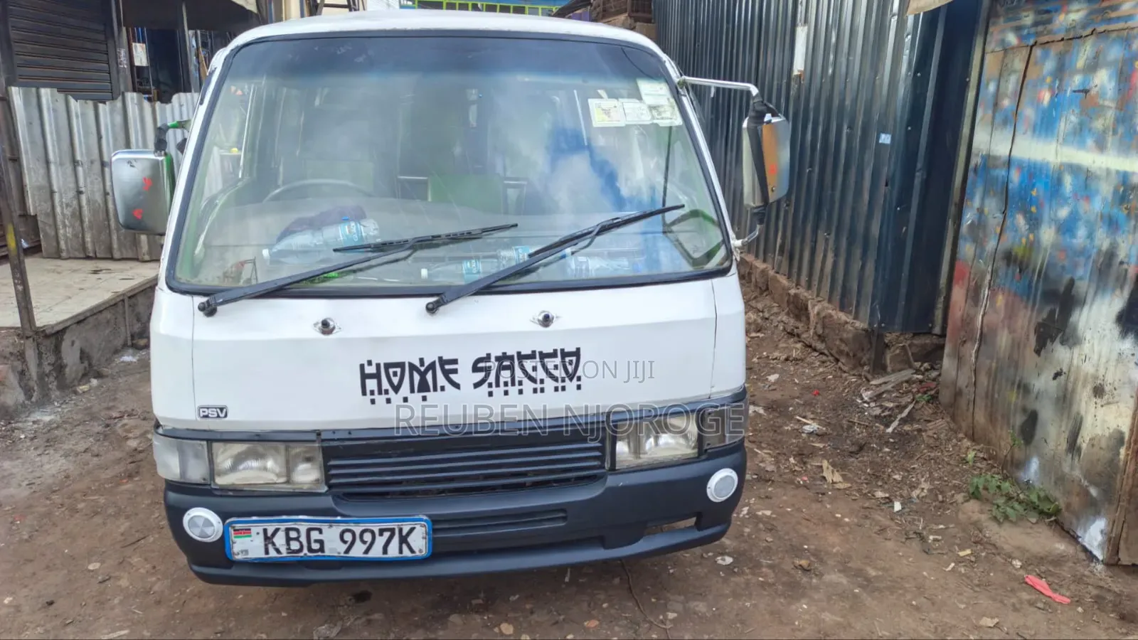 Nissan Caravan (Urvan) 2007 White