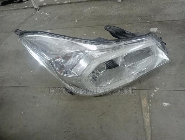 Subaru Forester 2015 Headlight - thumbnail 2