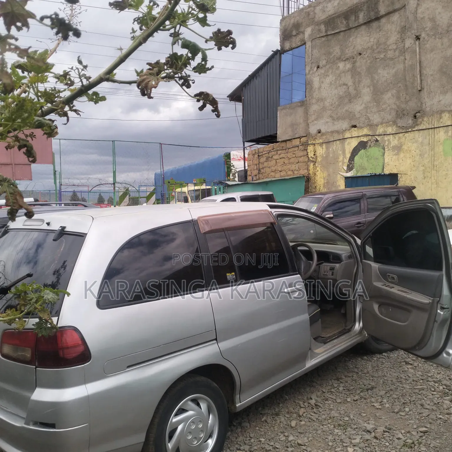 Nissan Liberty 2005 Silver
