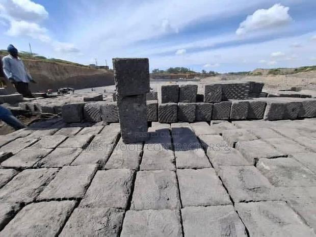 Machine Cut Stones (Ndarugo) - main view