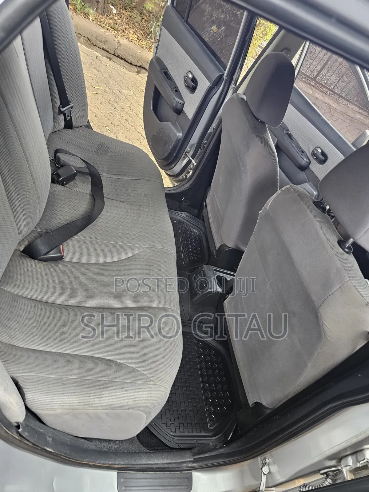 Nissan Tiida 2008 Silver