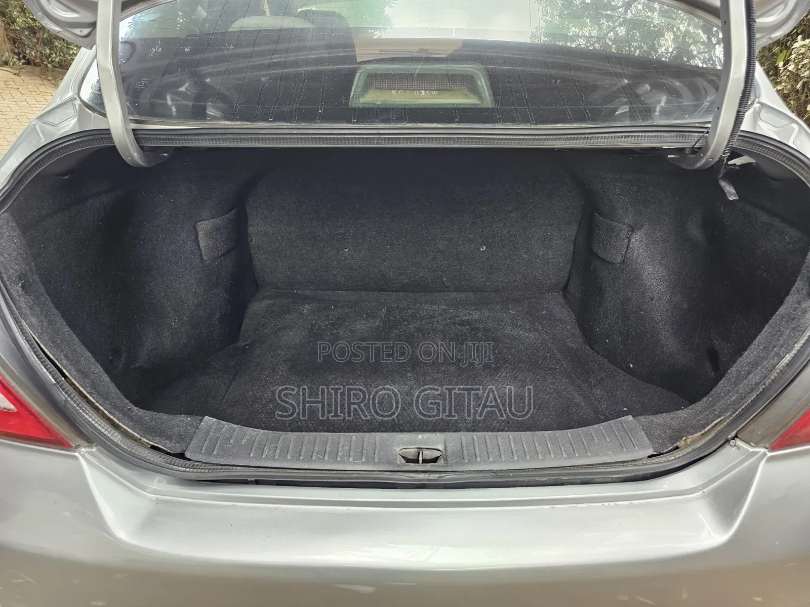 Nissan Tiida 2008 Silver