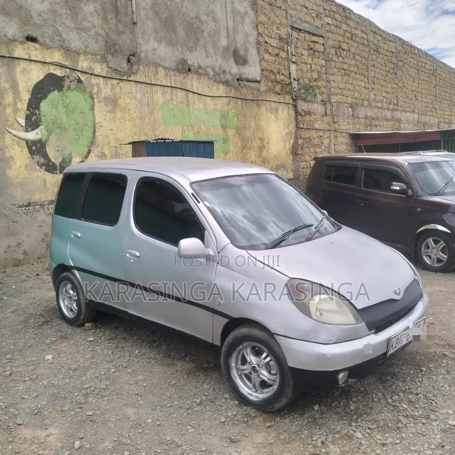 Toyota Fun Cargo 2004 Silver