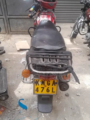 TVS HLX 125 2021 Red