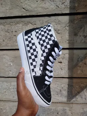 Unisex Canvas Shoe
