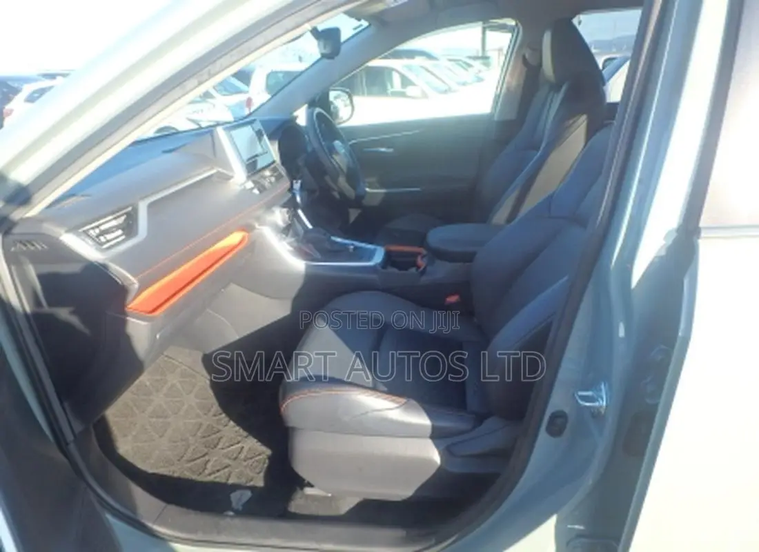 Toyota RAV4 2019 Green