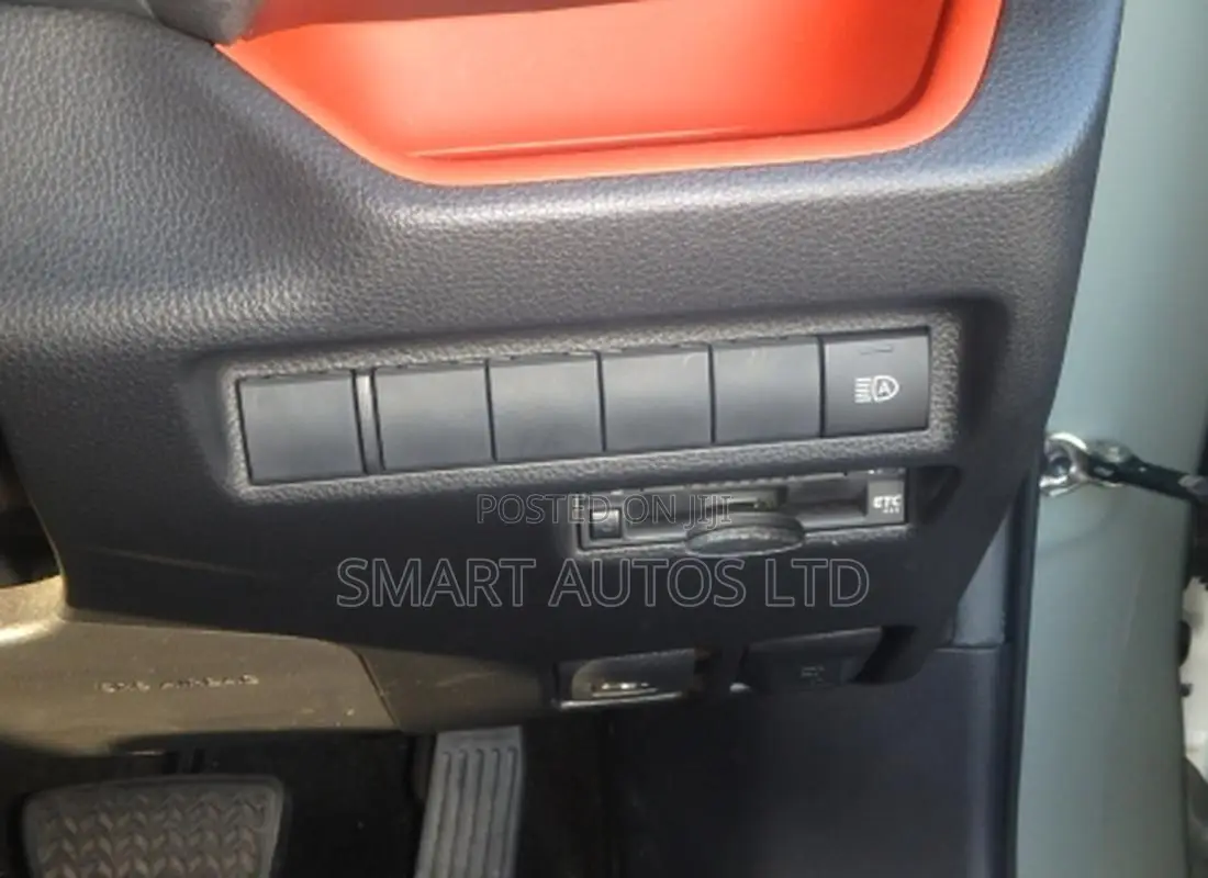 Toyota RAV4 2019 Green