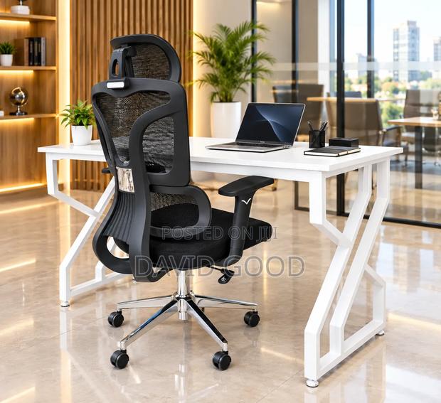 Lumbar-Support Chair & Table - main view