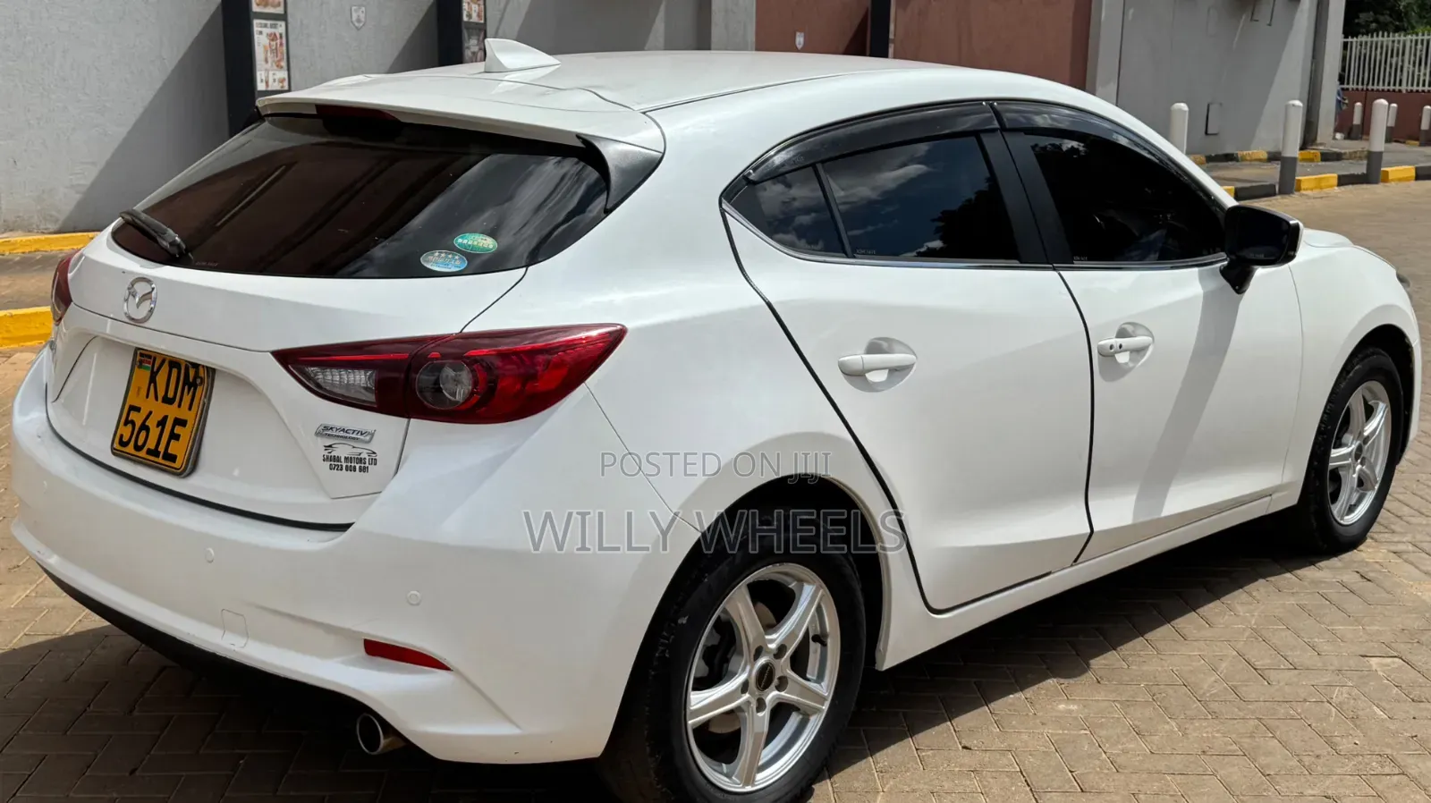 Mazda Axela 2017 White