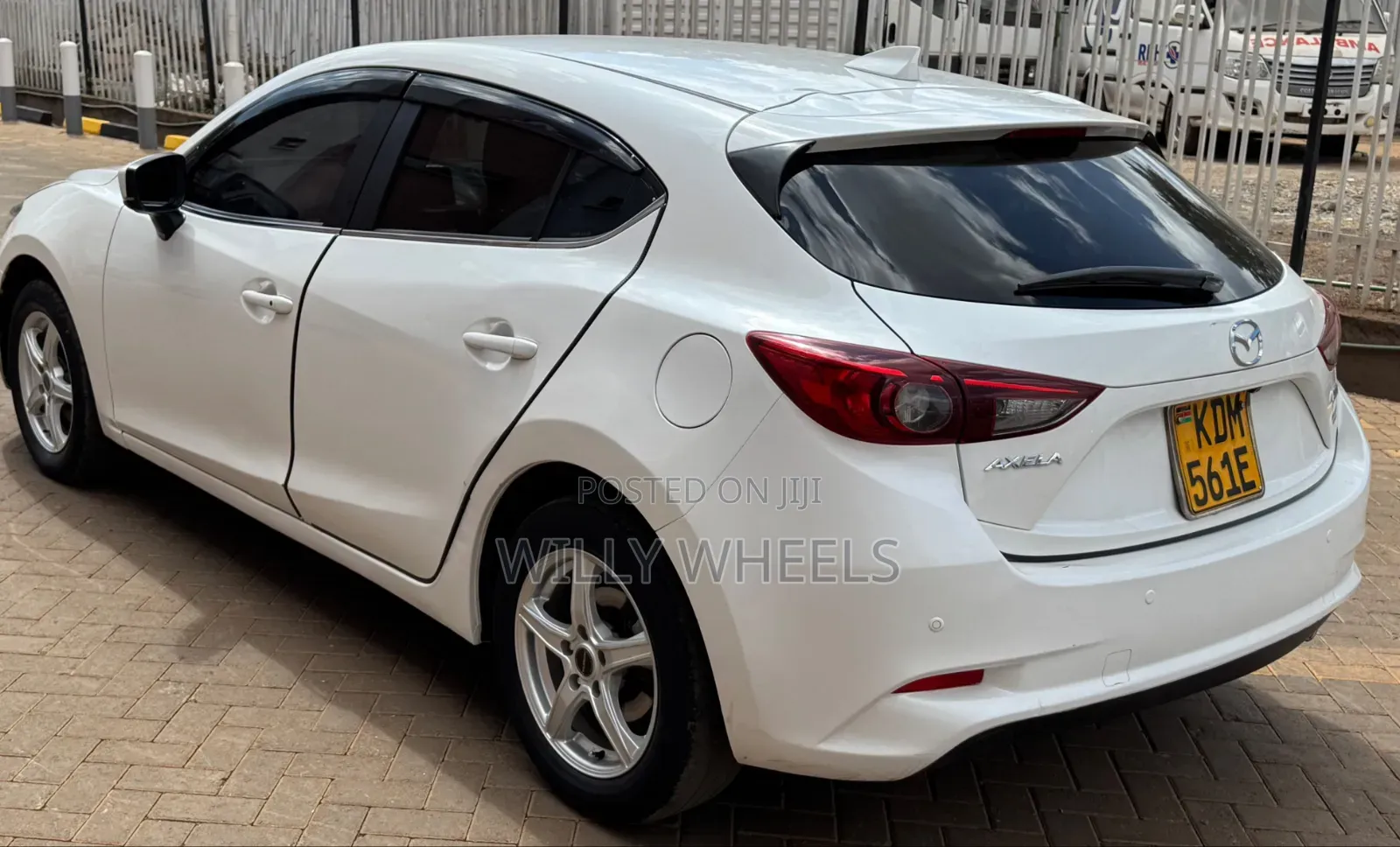 Mazda Axela 2017 White