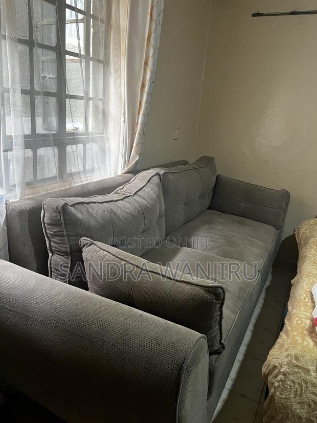 3seater Couch - main view