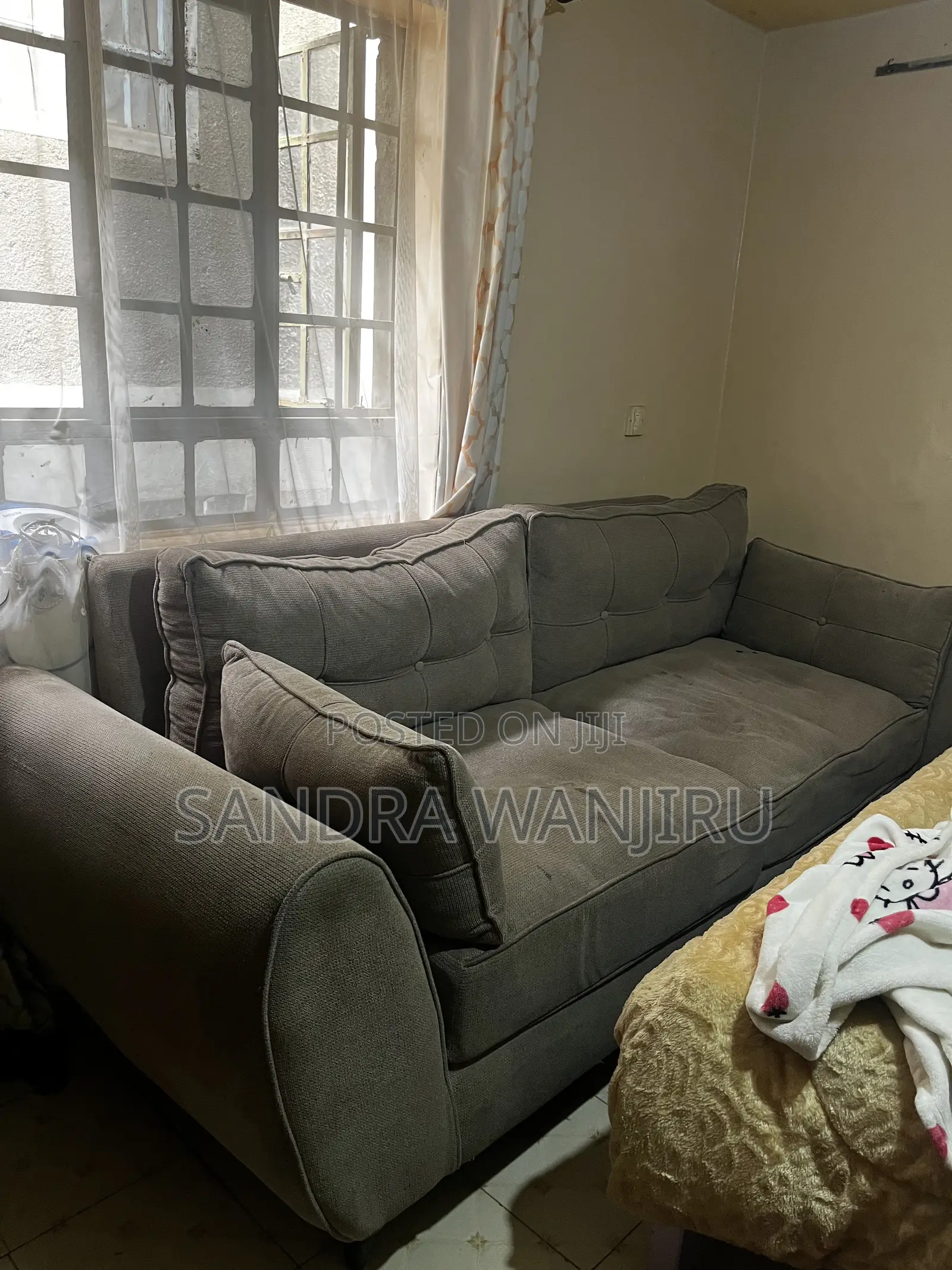 3seater Couch