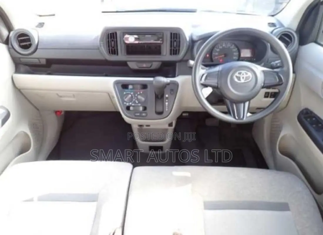 Toyota Passo 2019 White