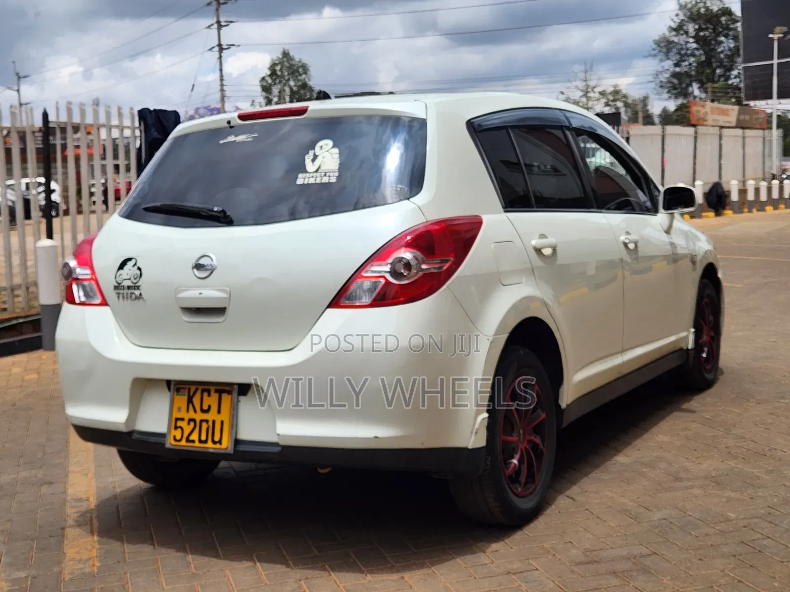 Nissan Tiida 1.5L 16V 2011 White