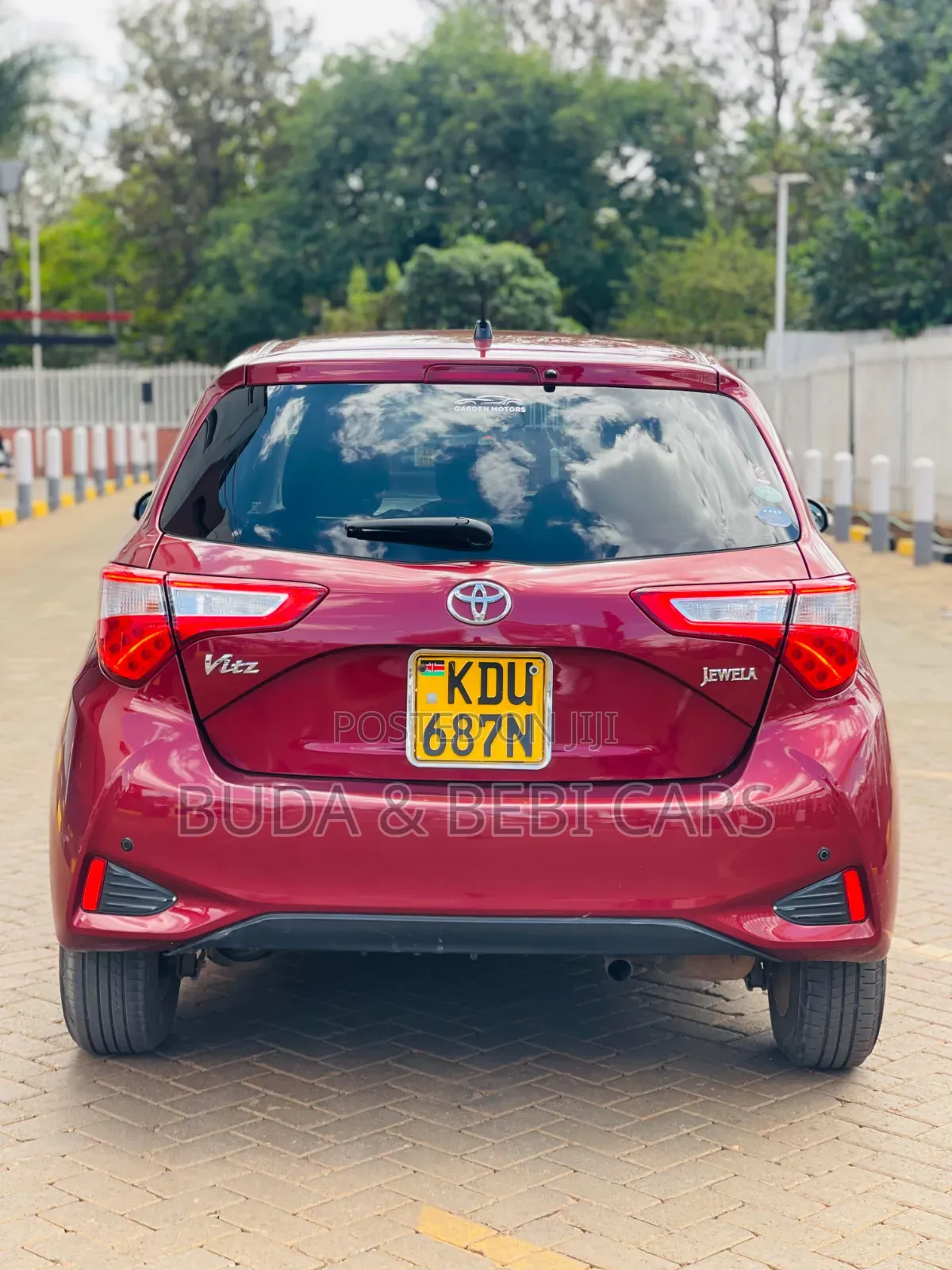 Toyota Vitz 2018 Red