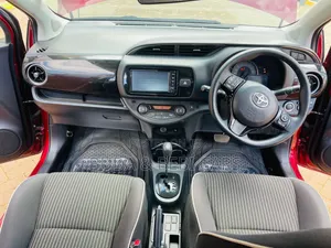 Toyota Vitz 2018 Red