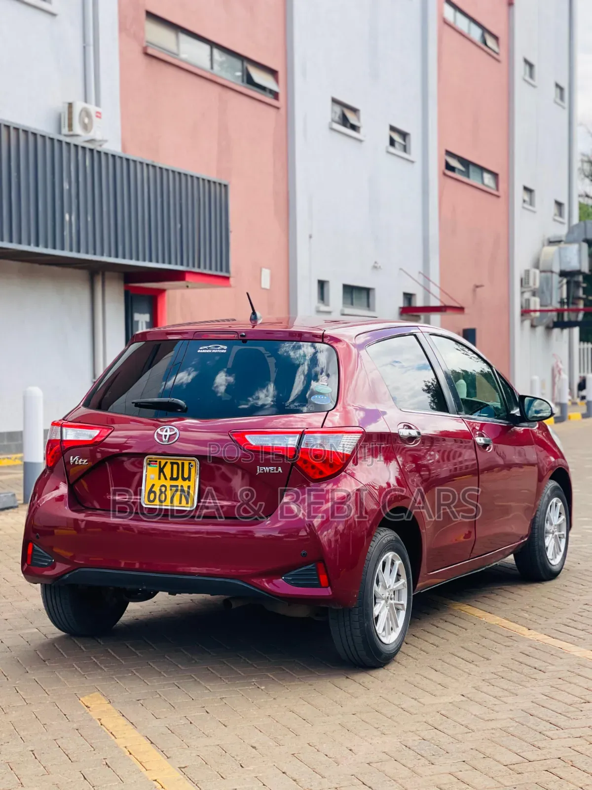 Toyota Vitz 2018 Red