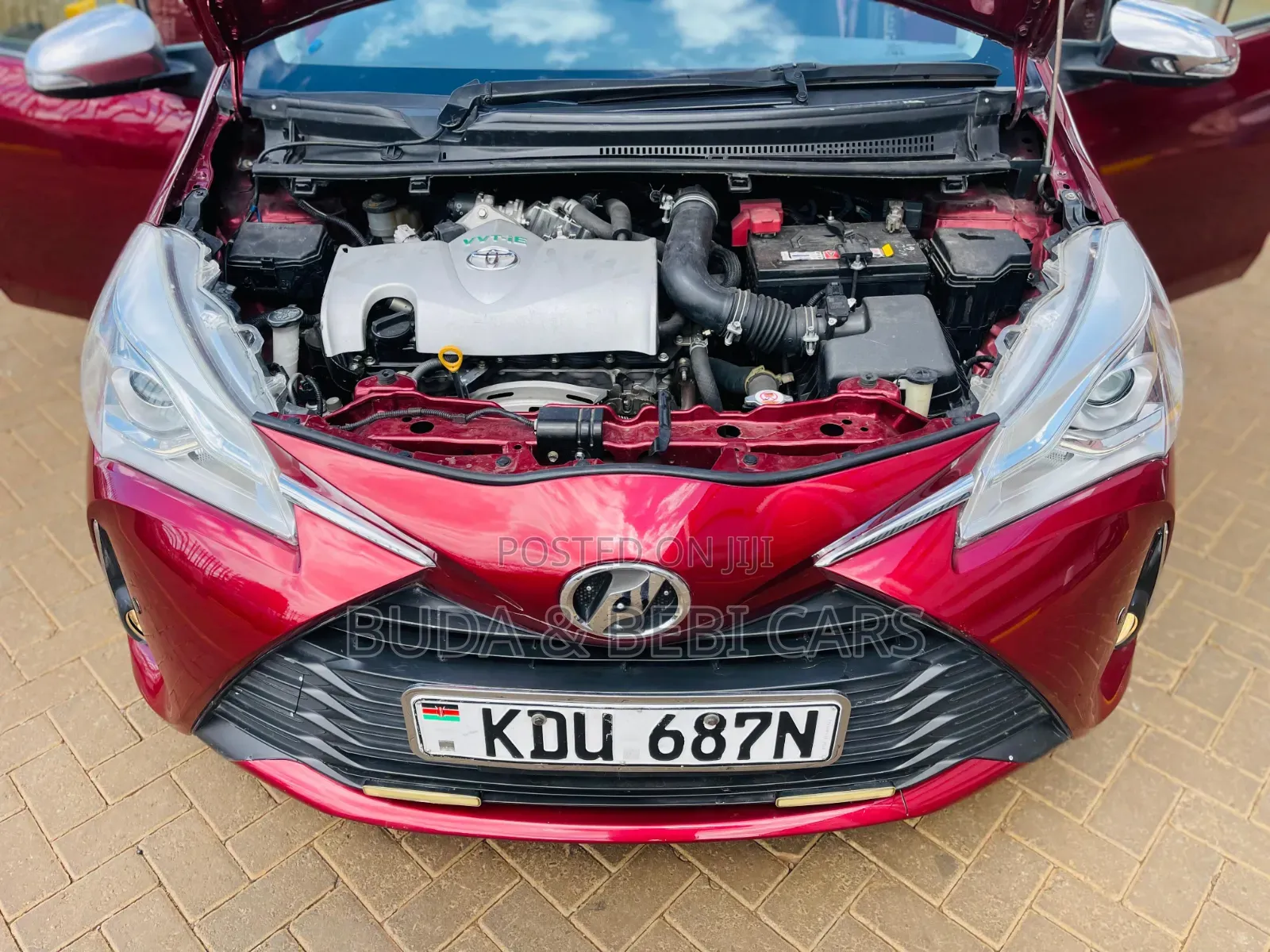 Toyota Vitz 2018 Red