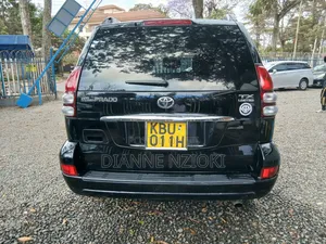 Toyota Land Cruiser Prado 2006 Black