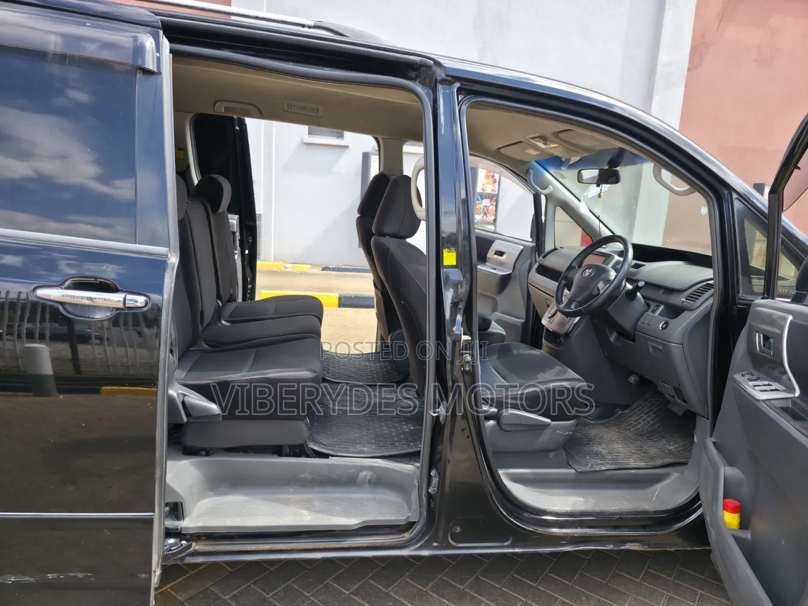Toyota Voxy 2008 Black