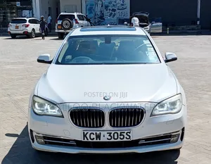 BMW 7 Series Sedan 740Li 2013 White