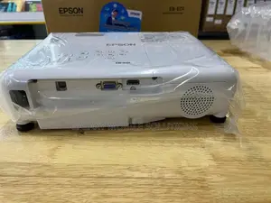 Epson Co-W01 Projector
