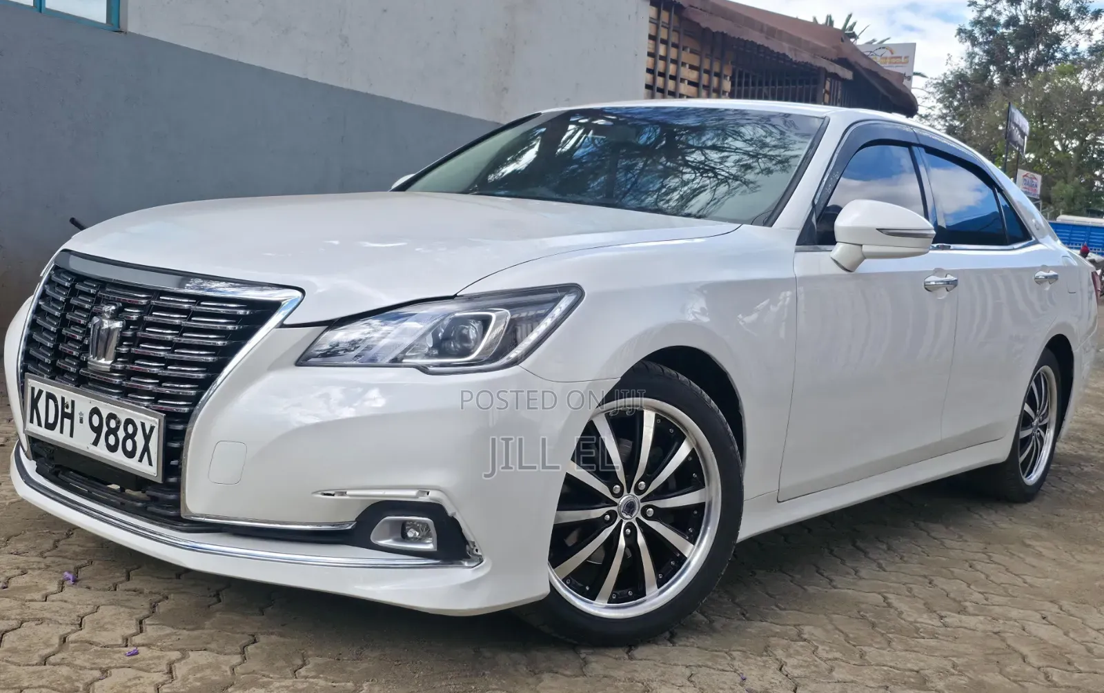 Toyota Crown 2016 White