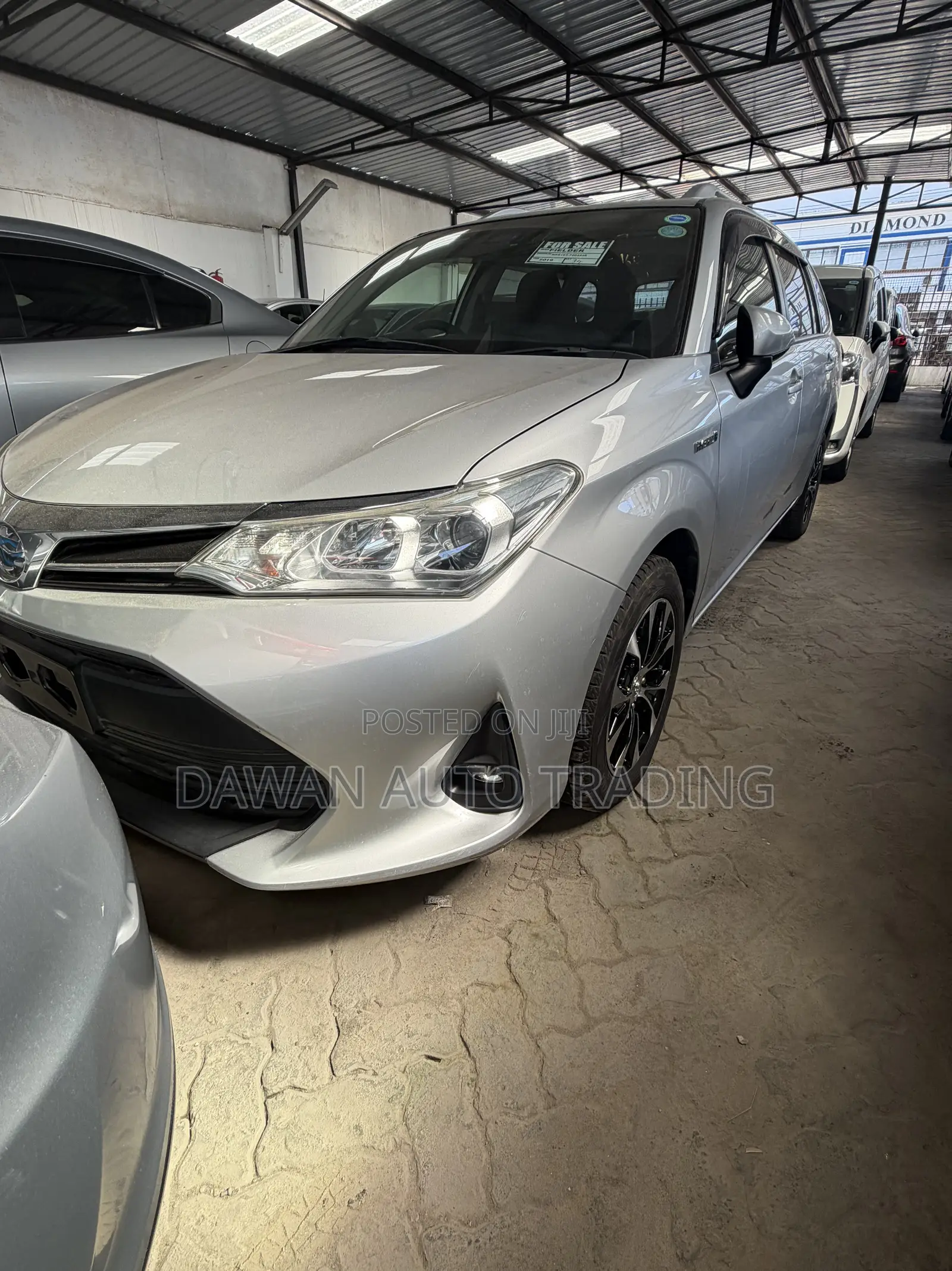 Toyota Corolla Fielder 2019 Silver