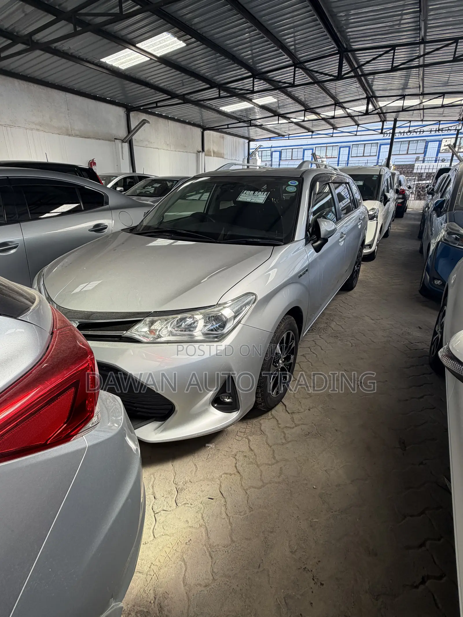 Toyota Corolla Fielder 2019 Silver