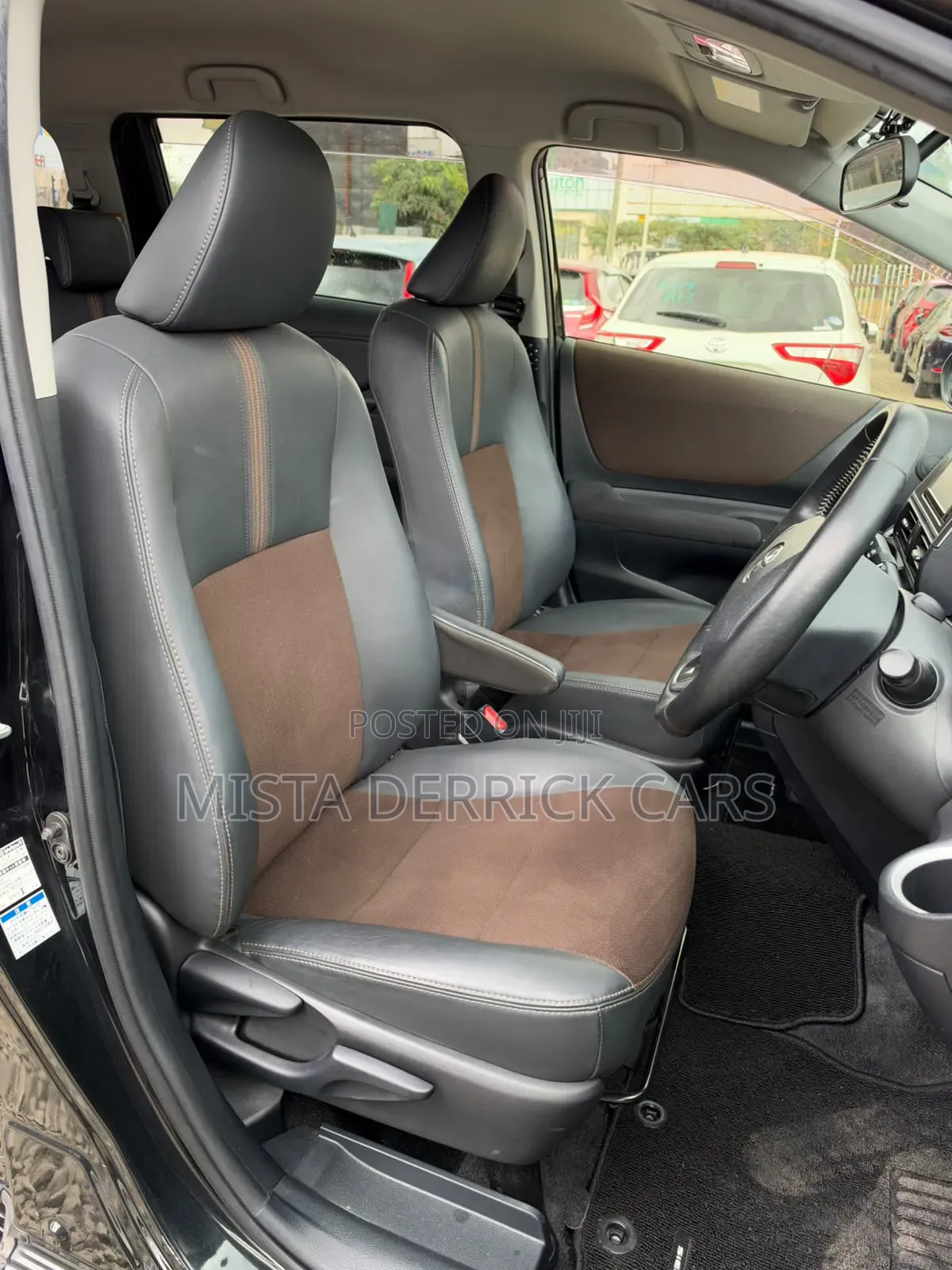 Toyota Sienta 2019 Black