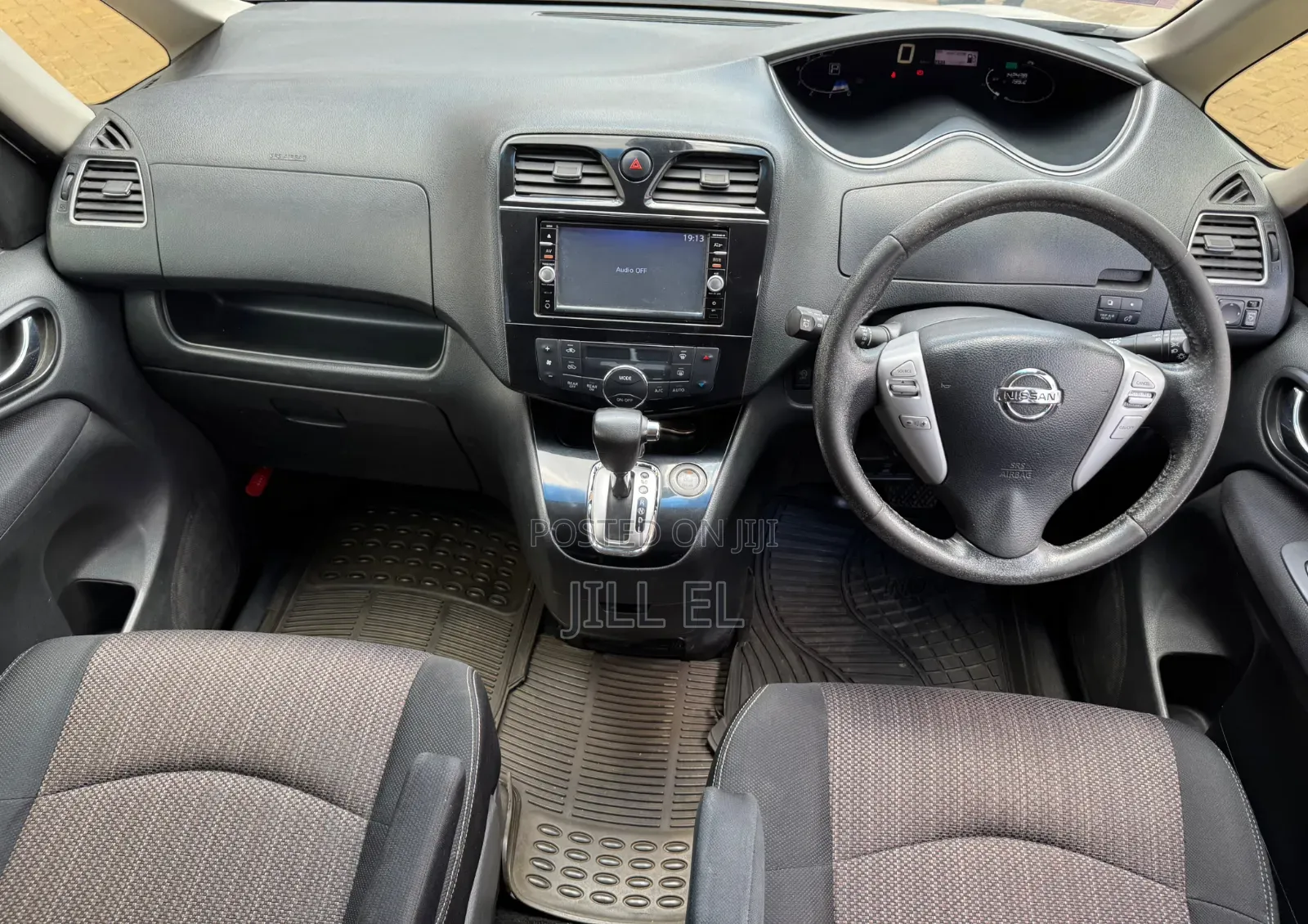 Nissan Serena 2016 White