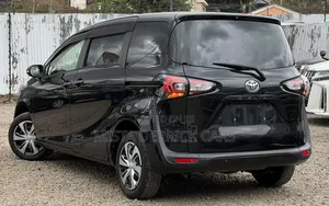 Toyota Sienta 2019 Black